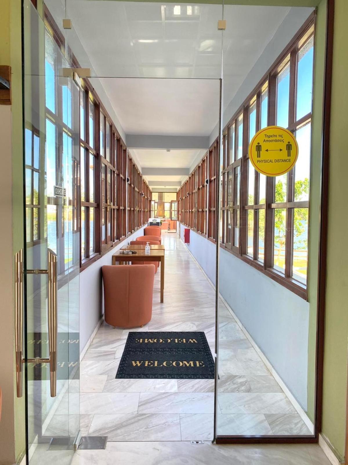 Thrassa Hotel Tycheron Exterior photo