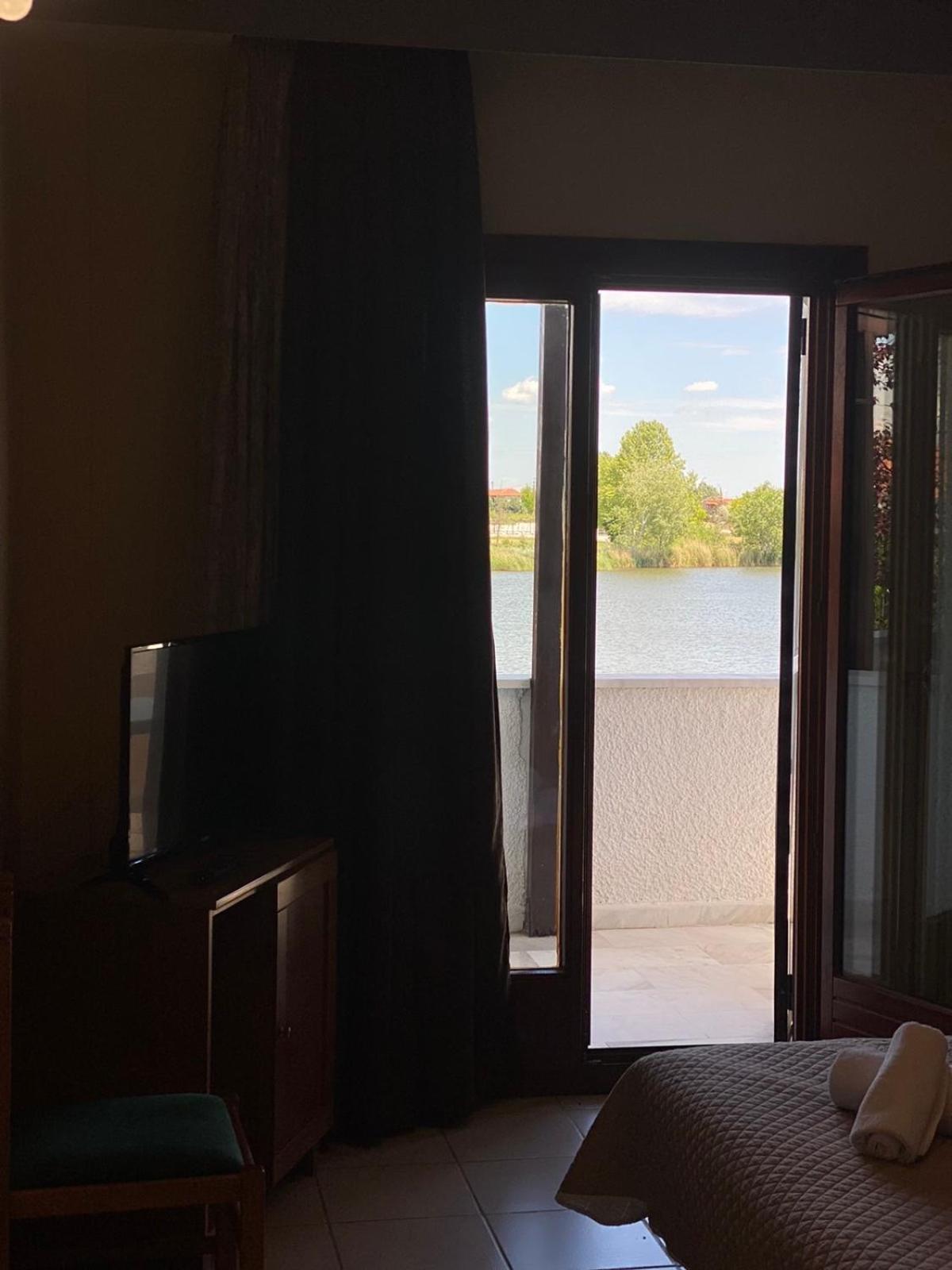 Thrassa Hotel Tycheron Room photo