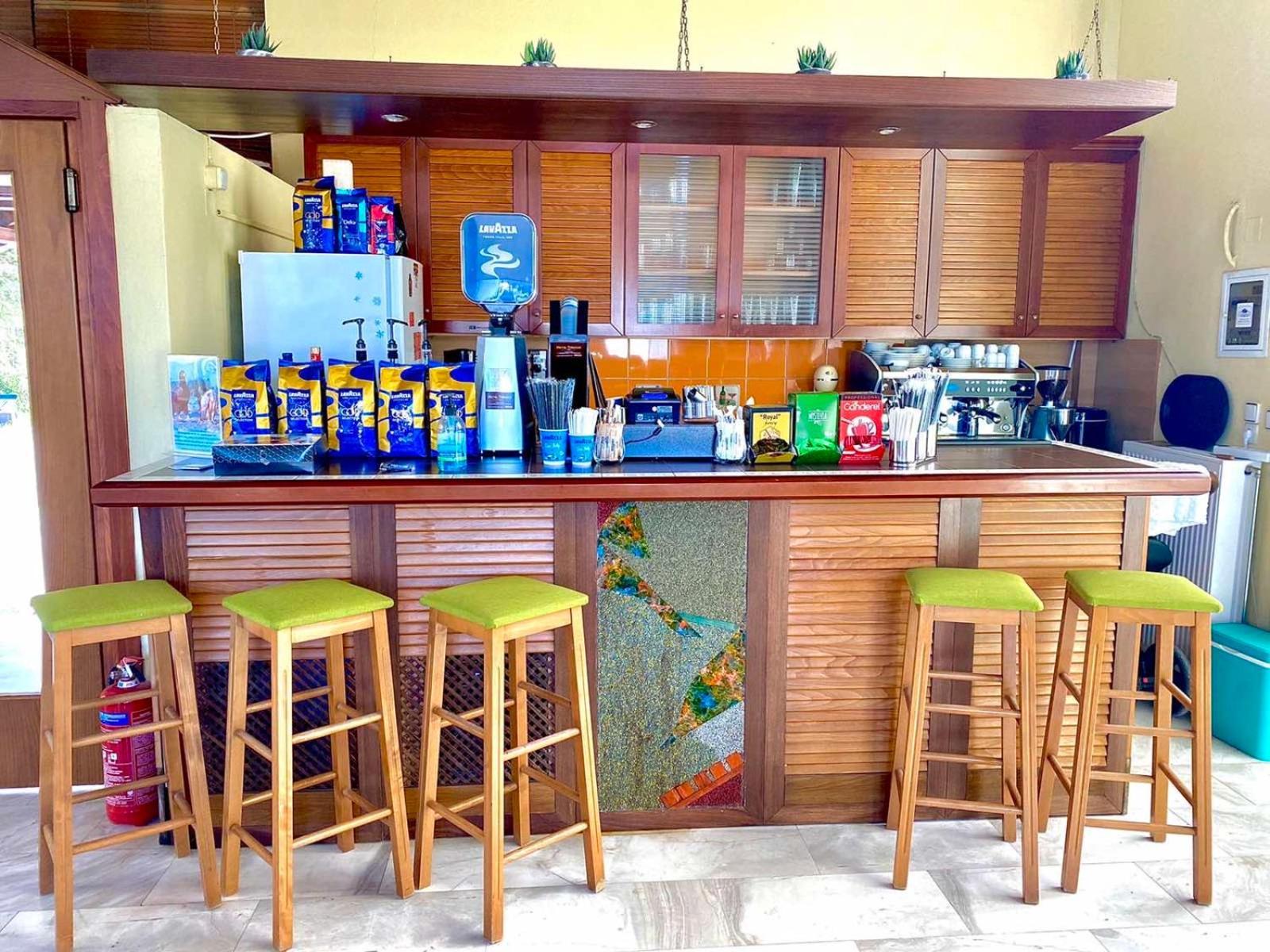 Thrassa Hotel Tycheron Exterior photo